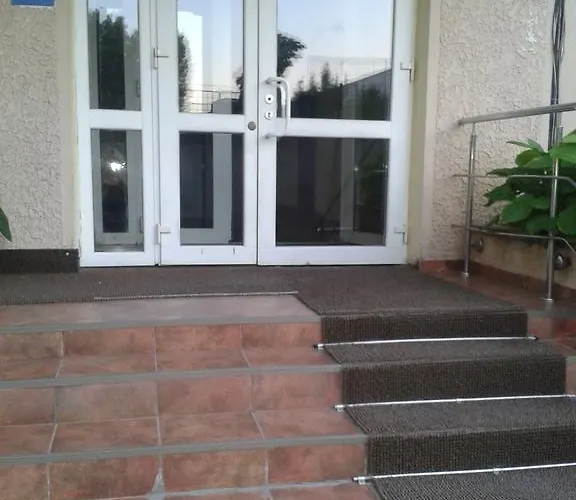 Kenzia Prive ブカレスト